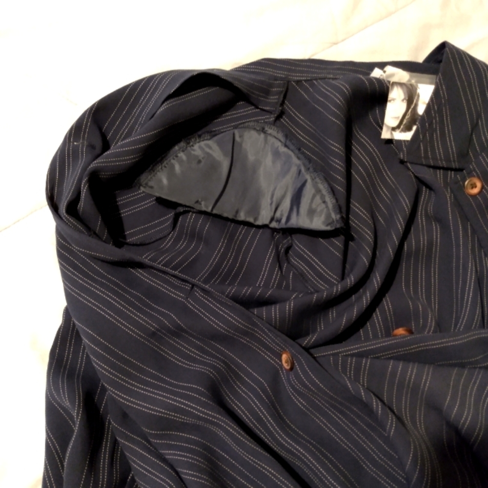 Jaclyn Smith Button Down Top - Picture 3 of 4